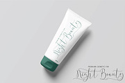 Wamoly - Luxury Script, a Script Font by tebaltipislab (Thumbnail 8 of 10)