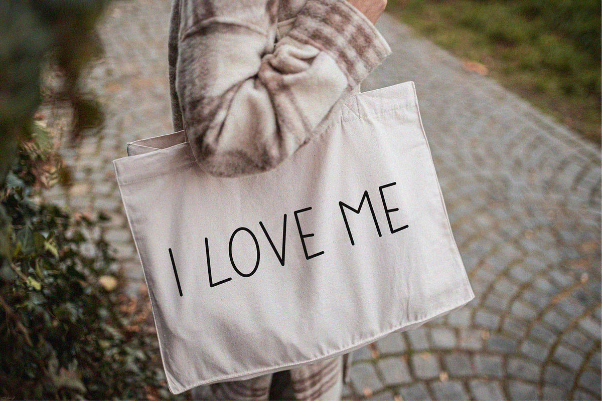 This Love Handwritten, a Handwritten Font by Ruddean2109 (Photo 10 of 10)