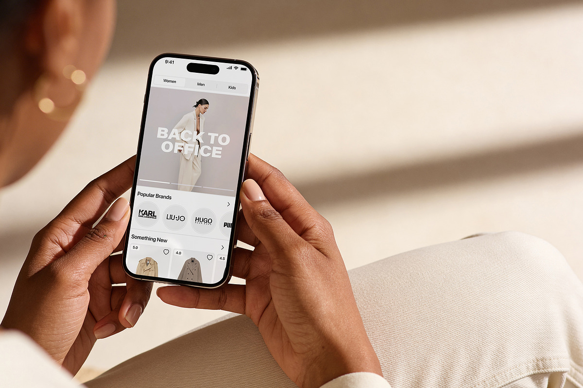 Hand Held Creamy Devices Mockups, a Device Mockup by Dikarte.Store (Photo 5 of 10)