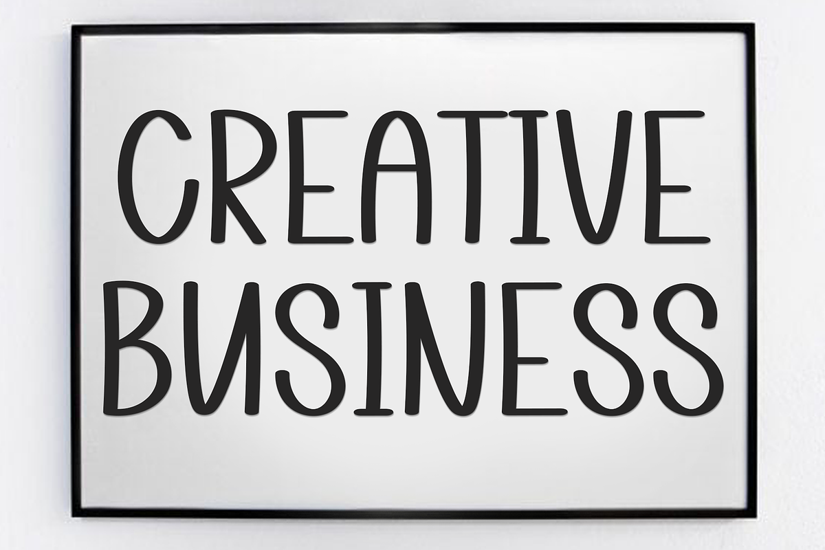 White Snowman, a Script Font by InermediaSTUDIO (Photo 2 of 8)