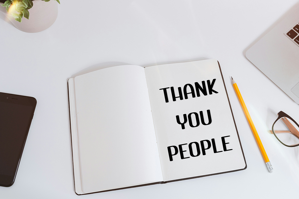 Doodle Marker, a Script Font by InermediaSTUDIO (Photo 5 of 8)