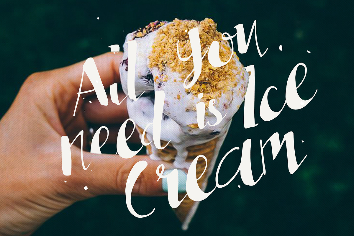Lisa Marie Script, a Script Font by BlueRobinDesignShop (Photo 2 of 7)