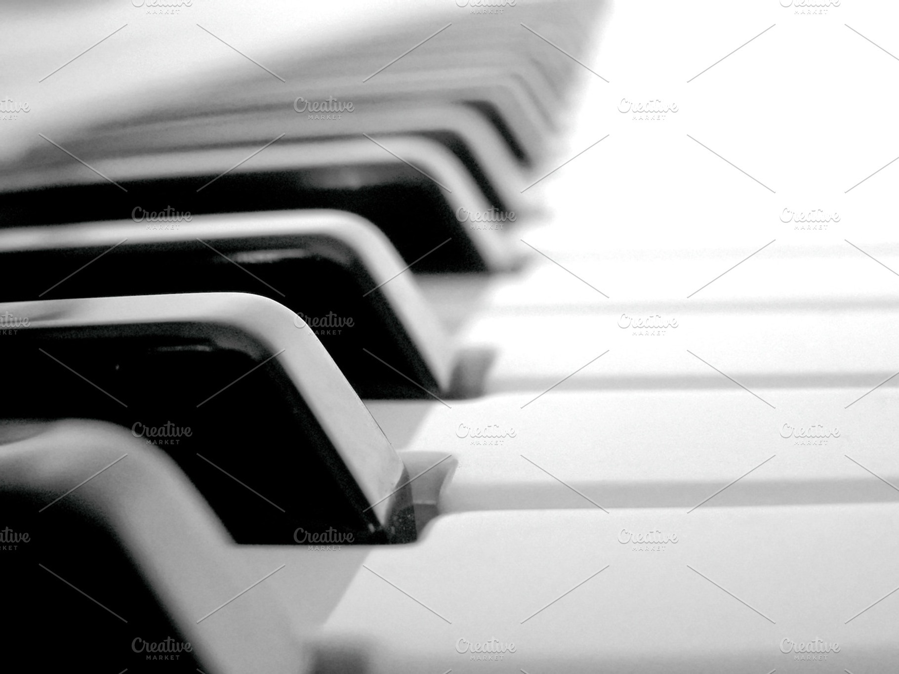 Music Keyboard Containing Music Keyboard And Keys