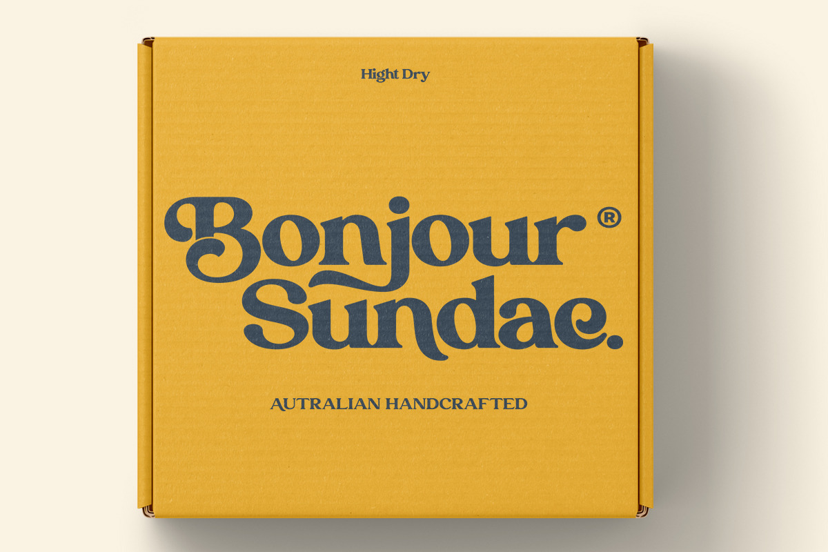 Trendy Luxe, a Font by Soft Creative (Photo 10 of 13)
