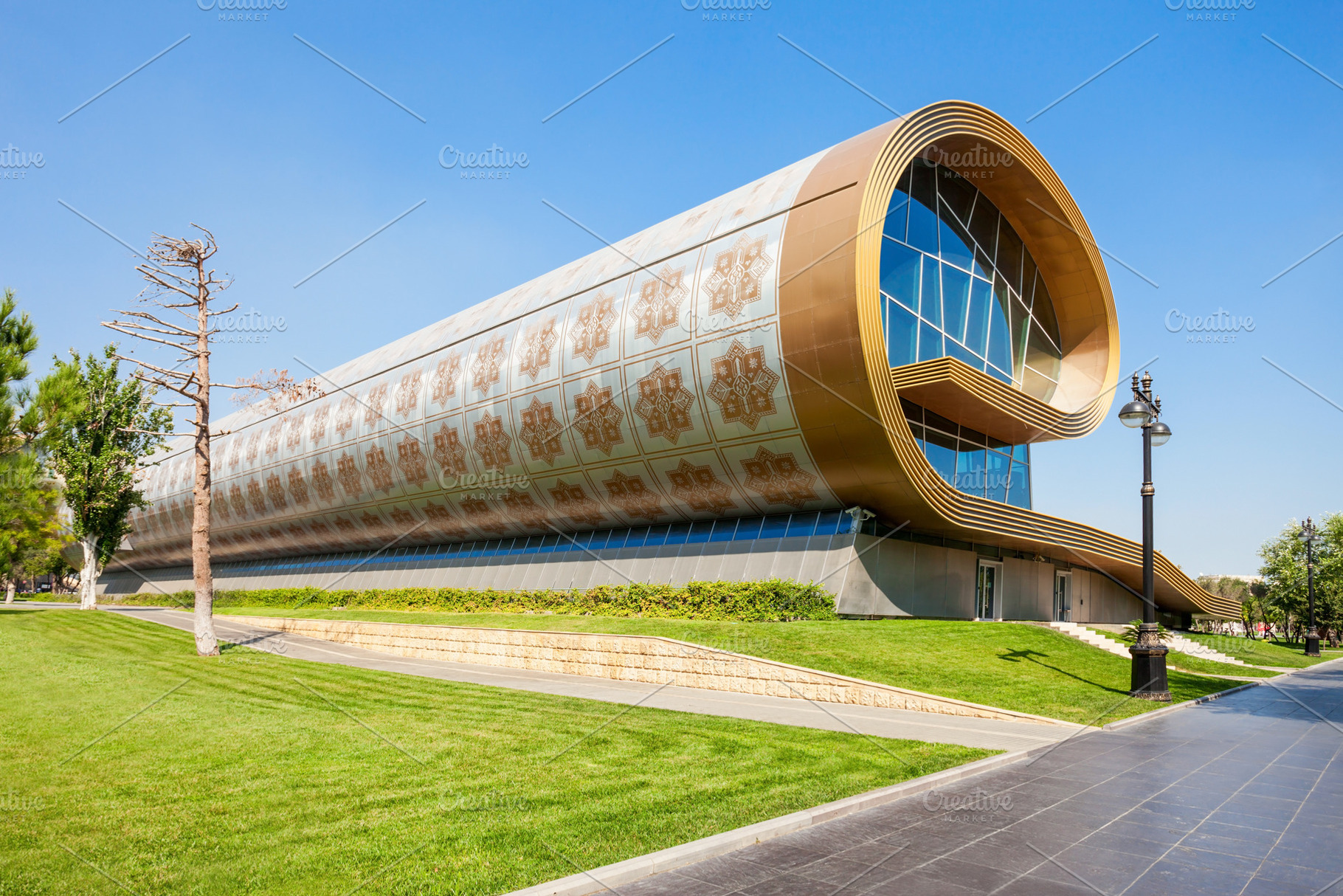 Azerbaijan Carpet Museum, Baku, a Photo by saiko3p