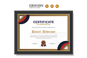 571. Modern Certificate Template, a Stationery Template by CreativeRezwan (Thumbnail 2 of 3)