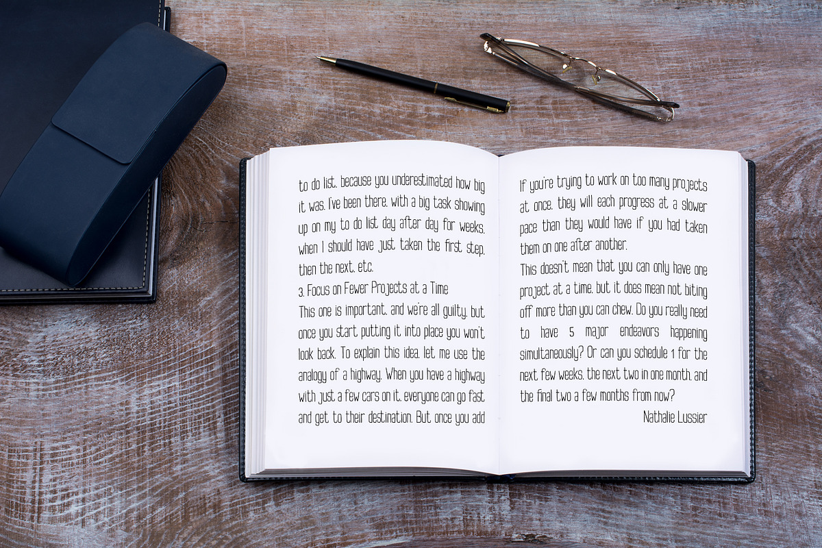 Buxton, handwritten font preview 4