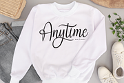 Romantic Signature | Script Font, a Handwritten Font by Scratchones (Thumbnail 5 of 9)