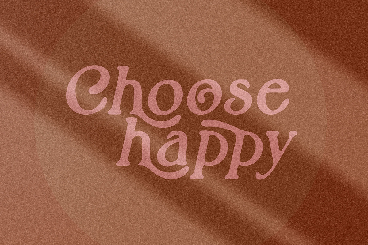 Quanta La Oranj Vintage Serif Font, a Serif Font by Creativeqube Design (Photo 4 of 14)