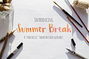 Summer Break, a Script Font by Megan Alayne (Thumbnail 1 of 7)