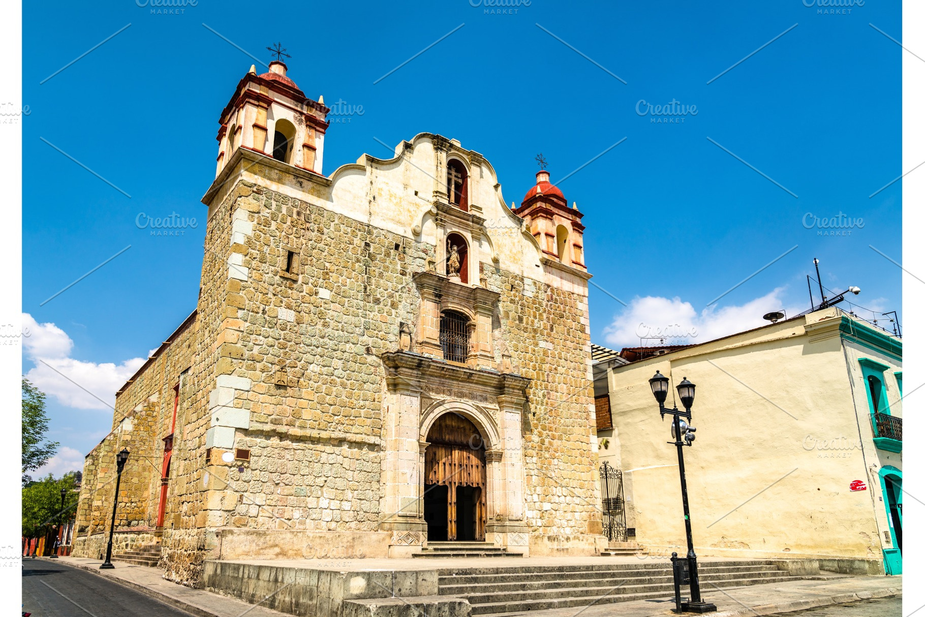 The Precious Blood of Christ Chirch, an Architecture Photo by Leonid Andronov