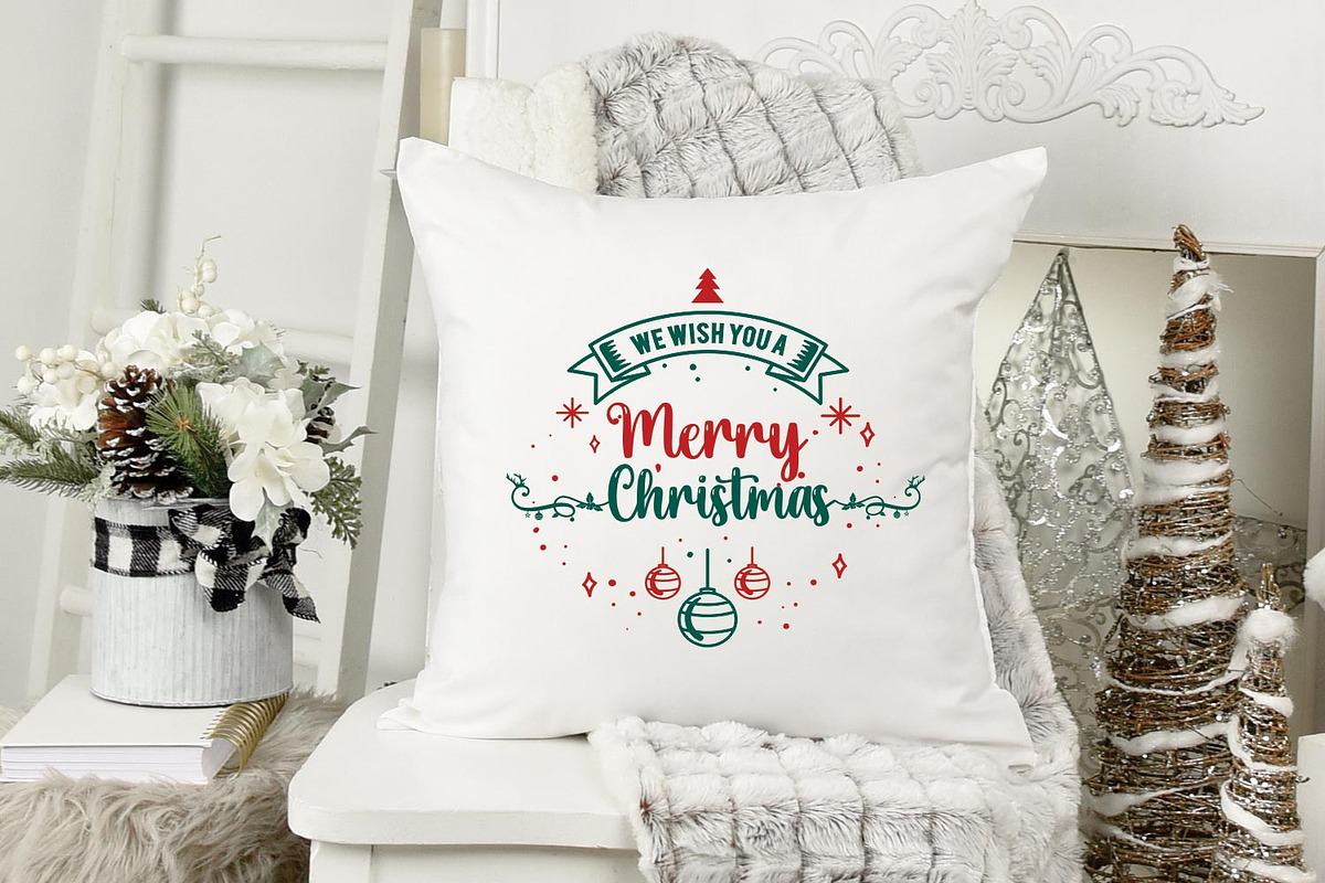 Sparkling Christmas, a Script Font by Mozatype (Photo 7 of 11)
