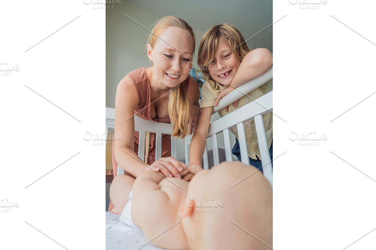 Mother and older brother playing, a Graphic by Elizaveta Galitskaya