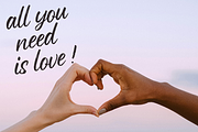 Glowing, a Handwritten Font by cocodesign (Thumbnail 6 of 7)