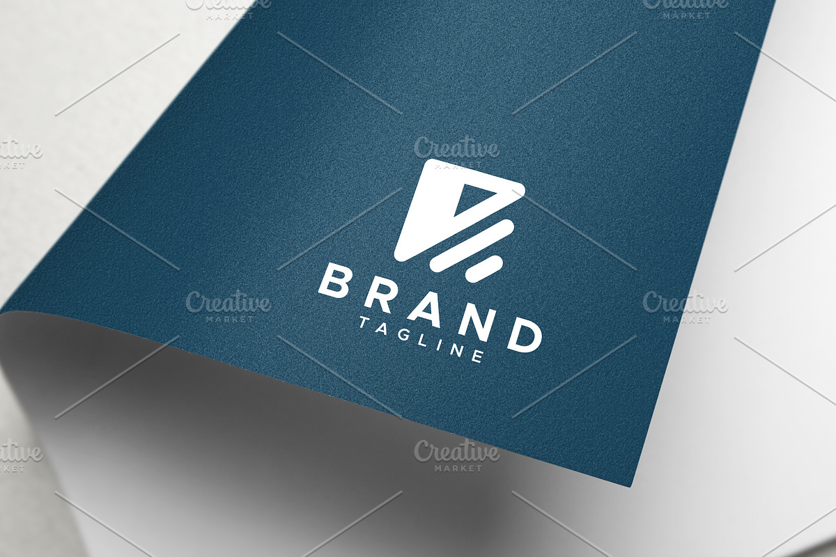 R or K letter minimal logo design, a Branding & Logo Template by Amadul11 (Photo 4 of 5)