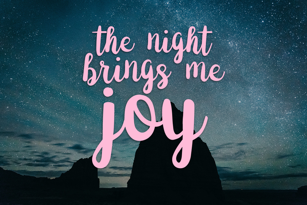 Universe Brush Font preview 5
