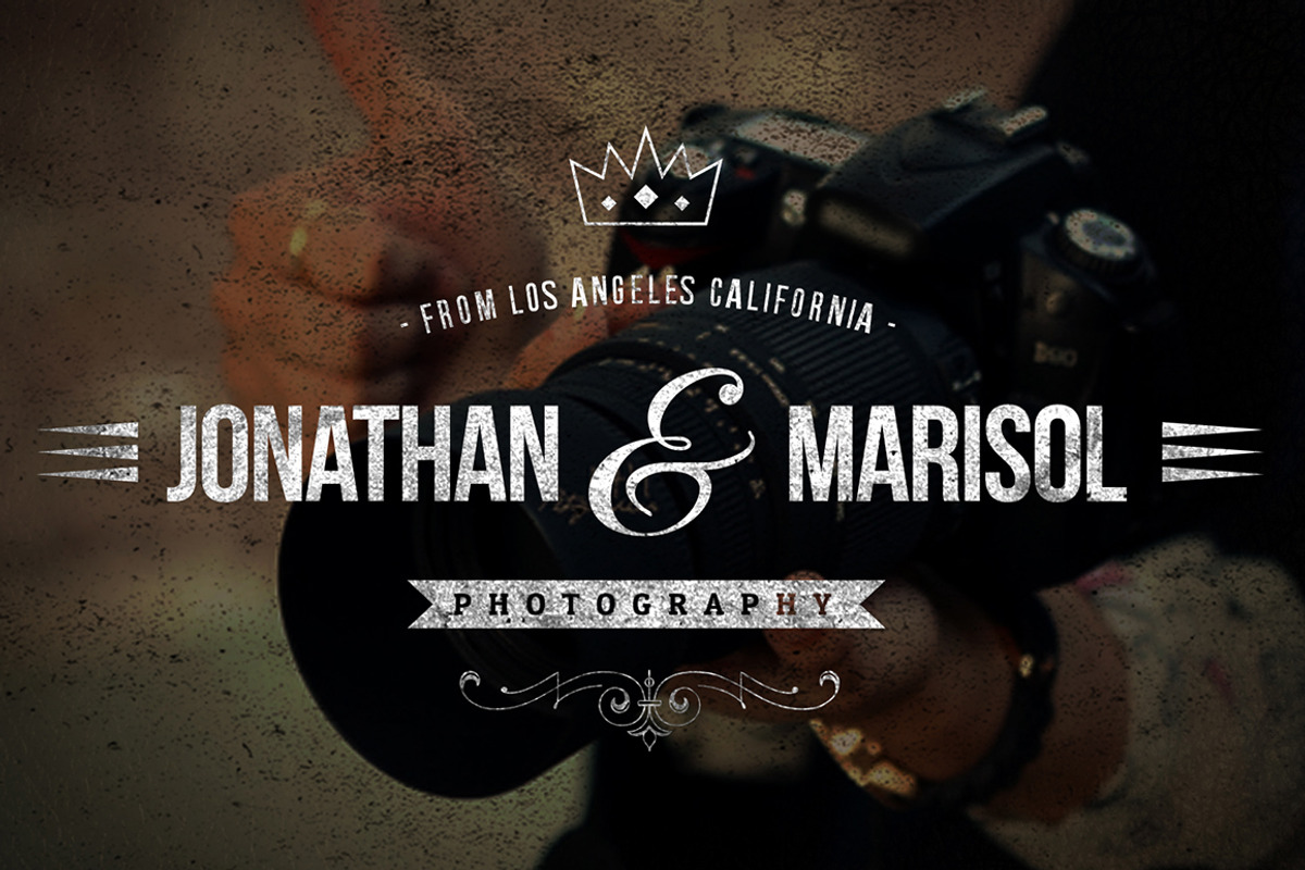 7 Photography Logo Templates, a Graphic by Louis Twelve (Photo 4 of 5)