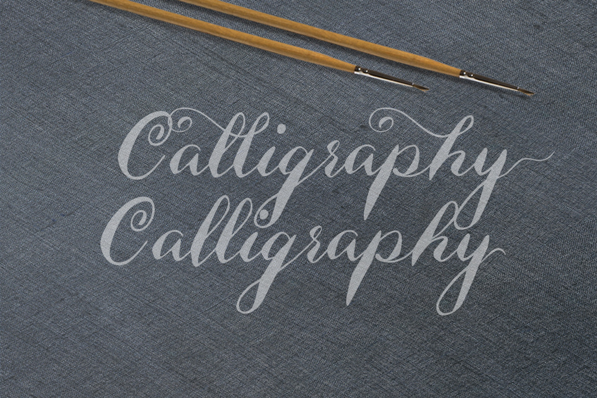 Hefalo Brushscript preview 2