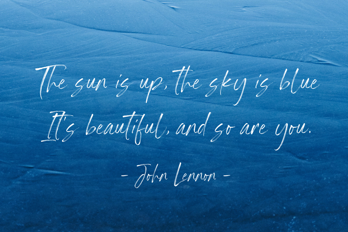 Light Brighter - Handbrush Font preview 8