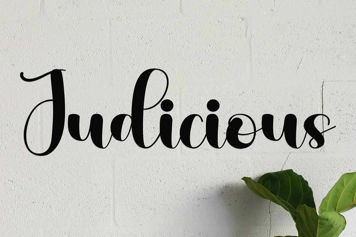 Sweety, a Script Font by InermediaSTUDIO (Photo 8 of 8)