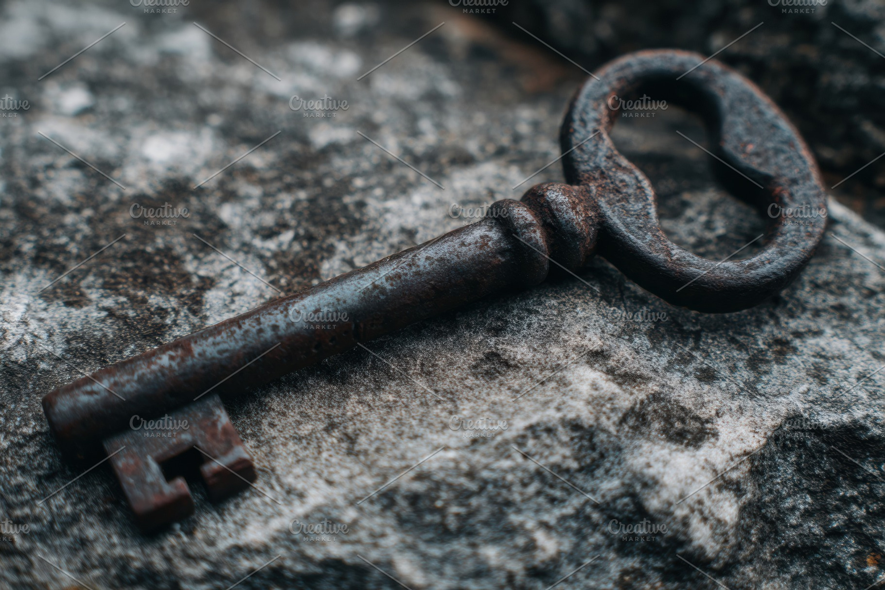 Close-Up of Old Metal Key, a Wallpaper Photo by Virgo Studio