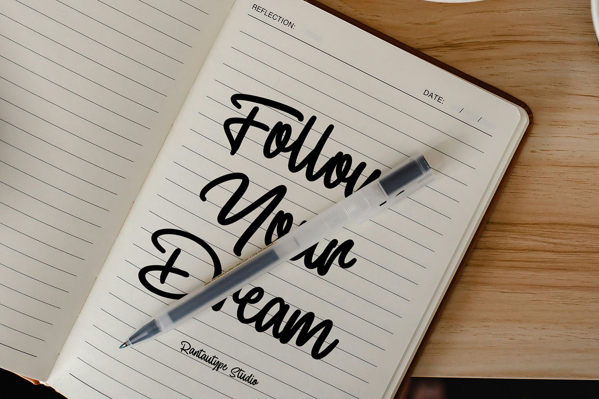 Dastery Modern Script Font, a Handwritten Font by RantautypeStudio (Photo 8 of 15)
