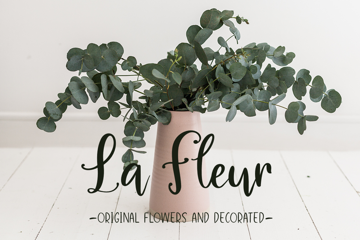 Charming Provence, a Script Font by Larin Type Co. (Photo 2 of 10)