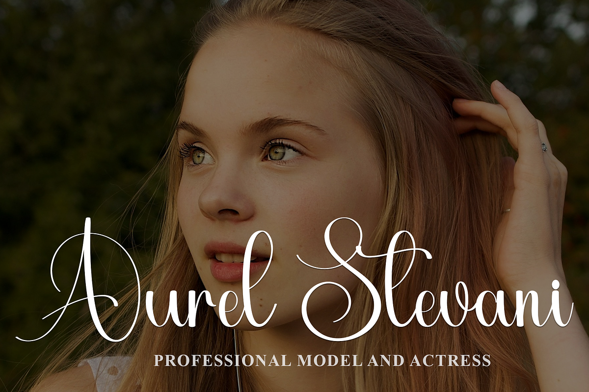 Graphic, a Handwritten Font by InermediaSTUDIO (Photo 4 of 8)