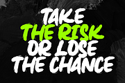 Zembrush, a Font by figuree studio (Thumbnail 2 of 10)