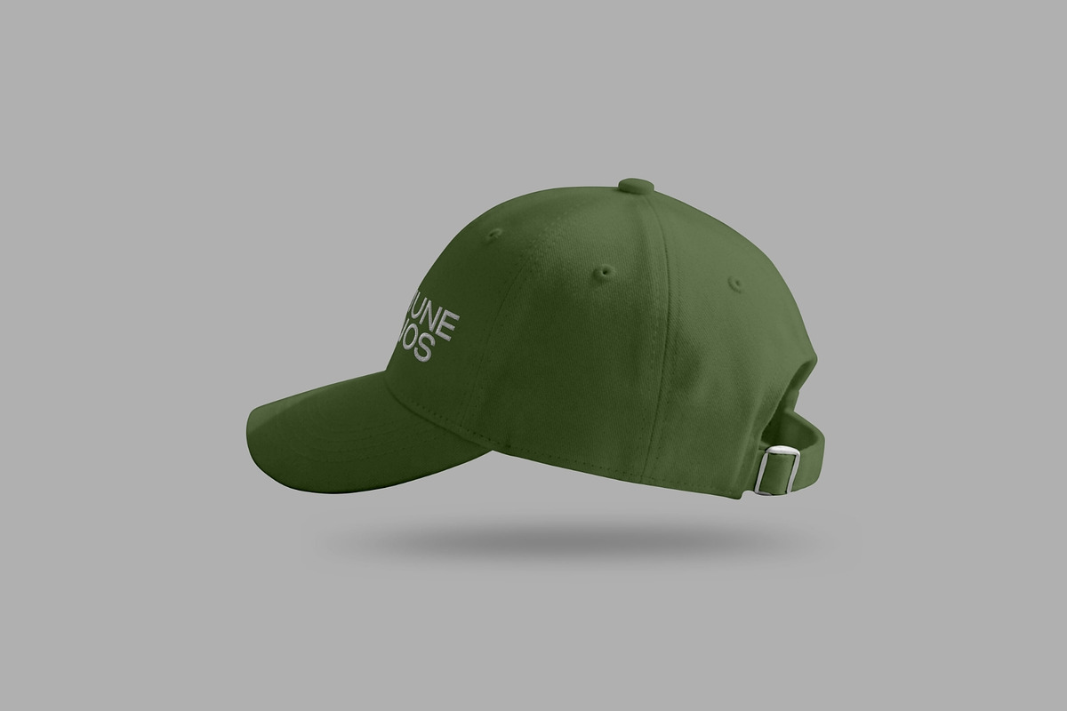 Realistic Baseball Cap Mockup PSD, a Hat Mockup by MA-KING_ART (Photo 2 of 5)