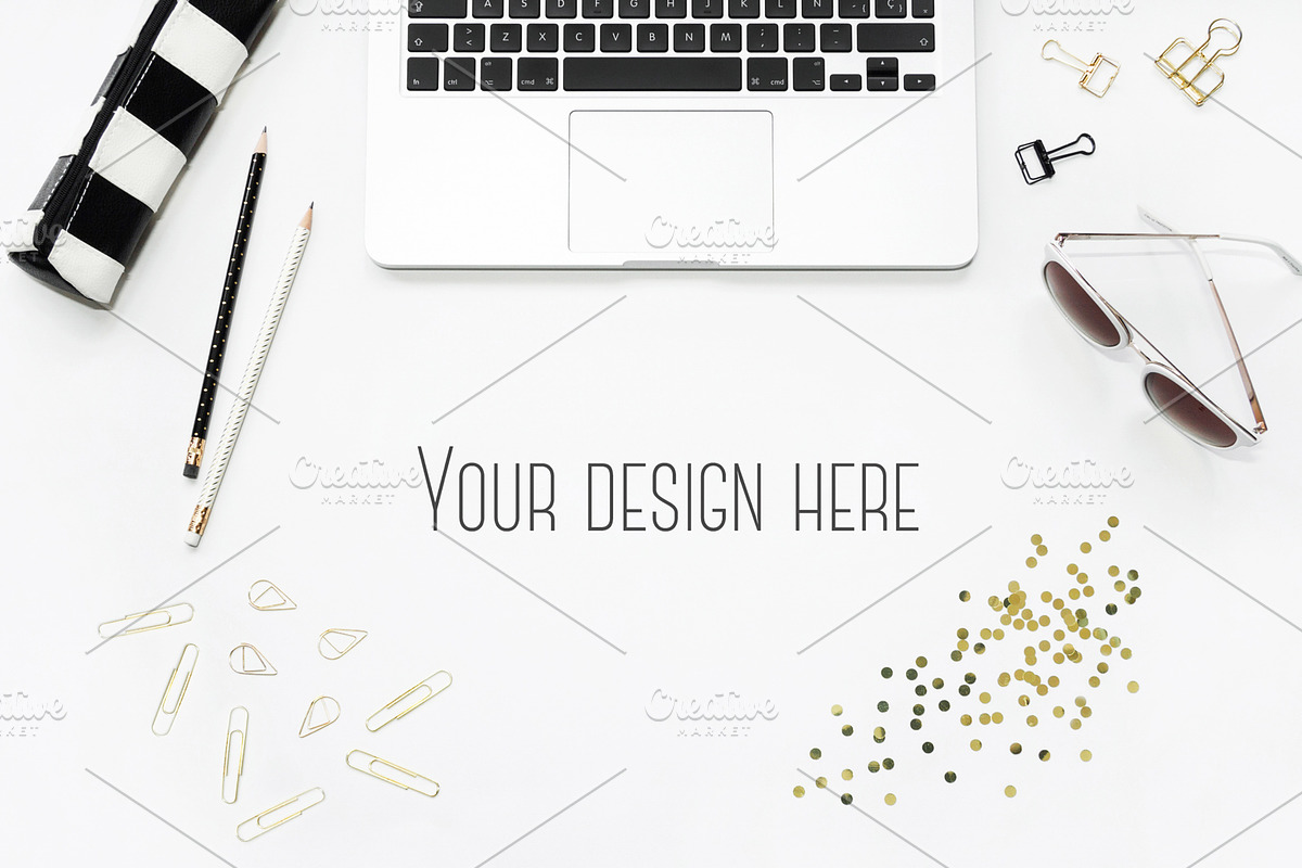 Office Mockups, an iPhone Mockup by Ale Estrada (Photo 7 of 8)