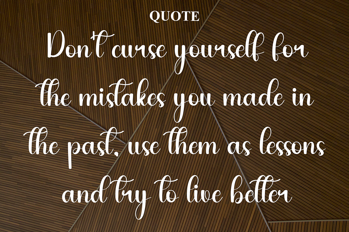 Vintage, a Handwritten Font by InermediaSTUDIO (Photo 5 of 8)