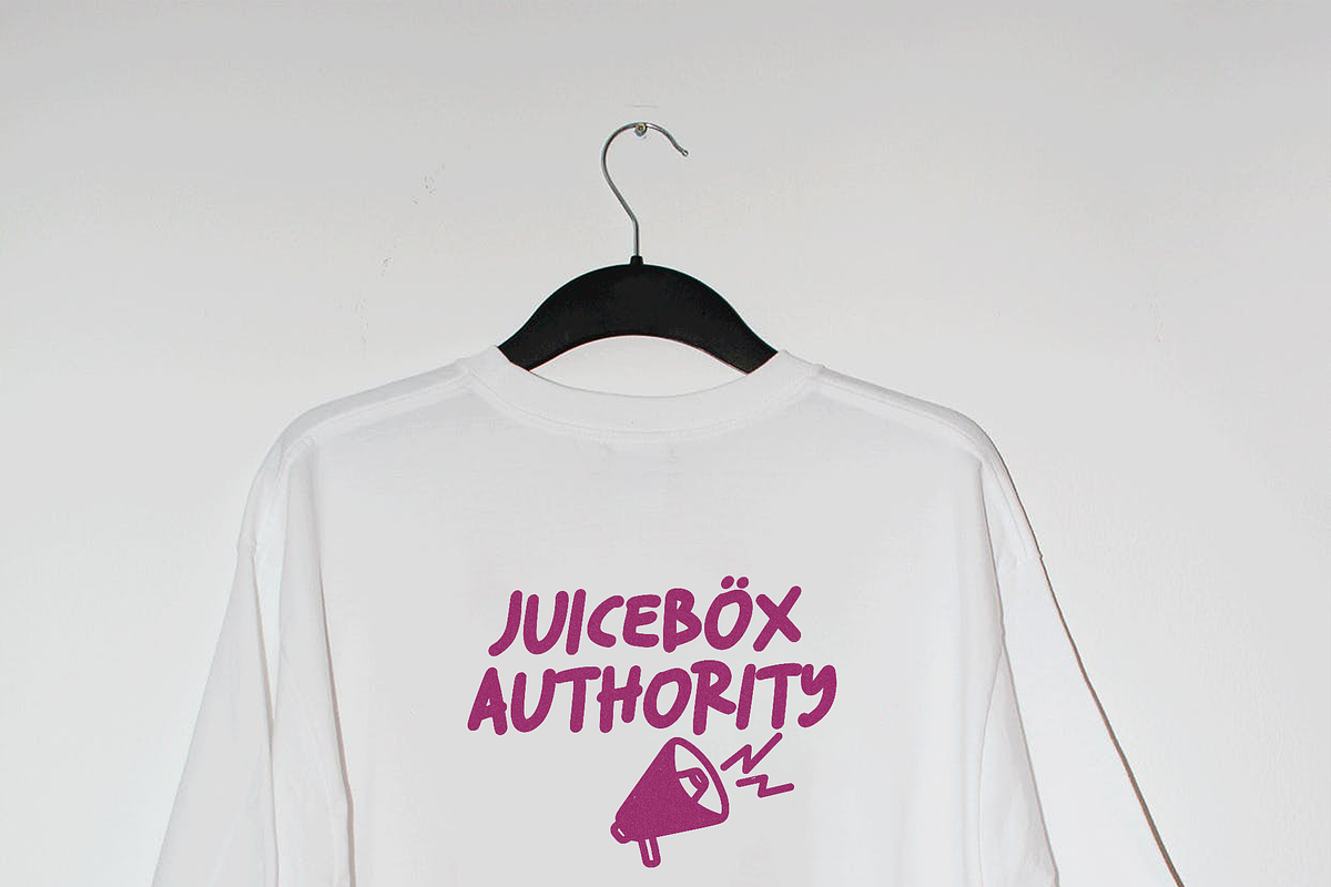 Affordable Semi-Custom Branding Kits, a Graphic by geminicreativestudio (Photo 6 of 8)
