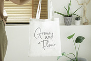 Palms Delight Font, a Script Font by Timurtype (Thumbnail 2 of 7)