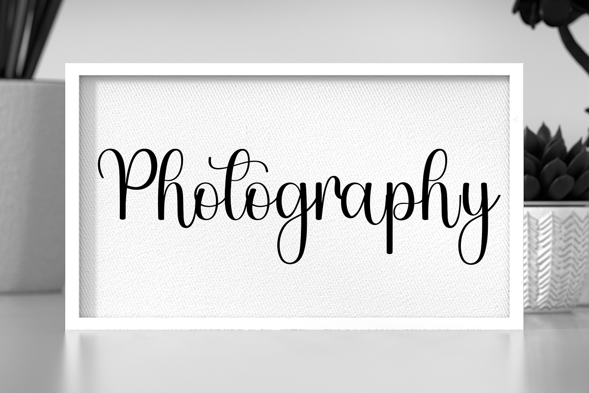 Hello Maddison, a Handwritten Font by InermediaSTUDIO (Photo 7 of 9)
