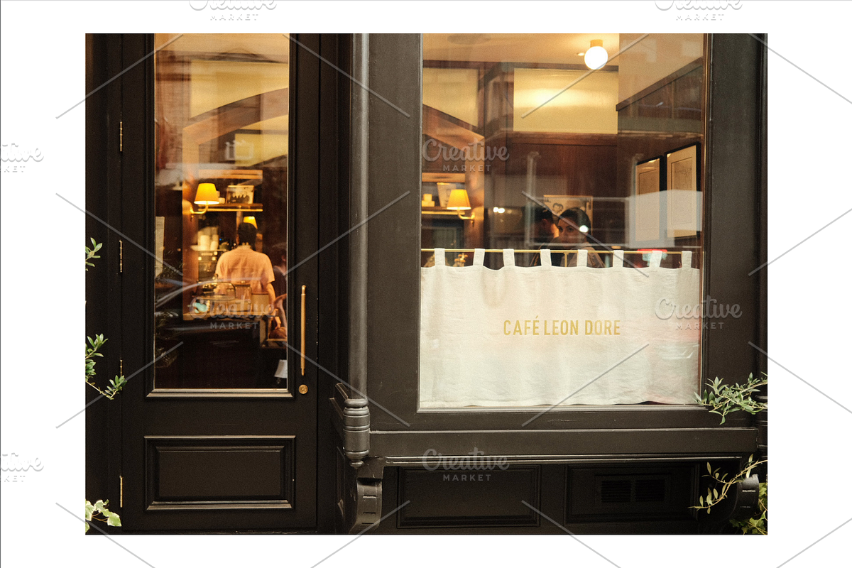 New York City Moments Capsule, an Architecture Photo by Grain Creative (Photo 3 of 5)