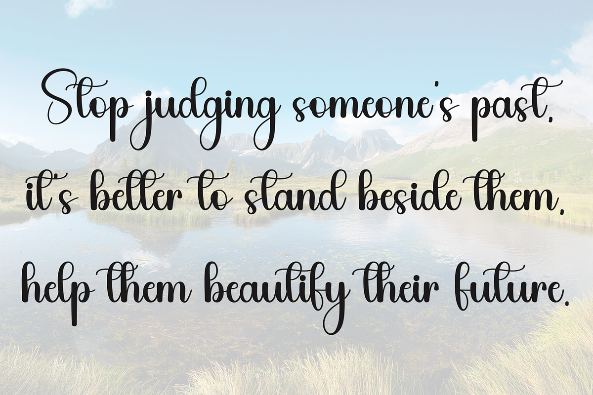 Summer Twilight, a Handwritten Font by InermediaSTUDIO (Photo 5 of 8)