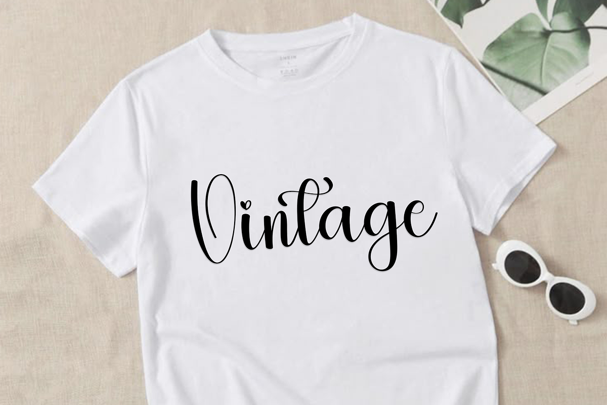 Simple Handmade, a Handwritten Font by FreshTypeINK (Photo 2 of 8)