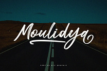 Moulidya Brush Script Font