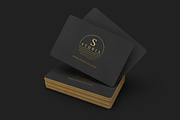 Black Gold Business Card Template, a Business Card Template by Emilly Studio (Thumbnail 2 of 4)