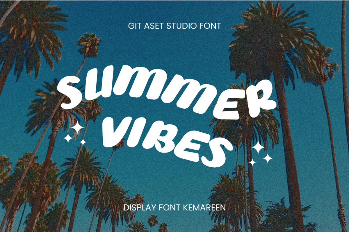 Kemareen Display Font, a Sans Serif Font by gitasetstudio (Photo 3 of 5)
