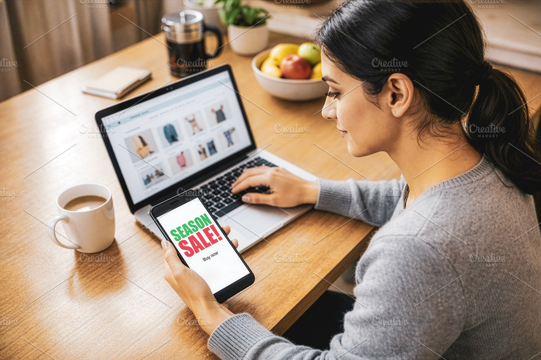 Woman shopping online, a Photo by rarrarorro