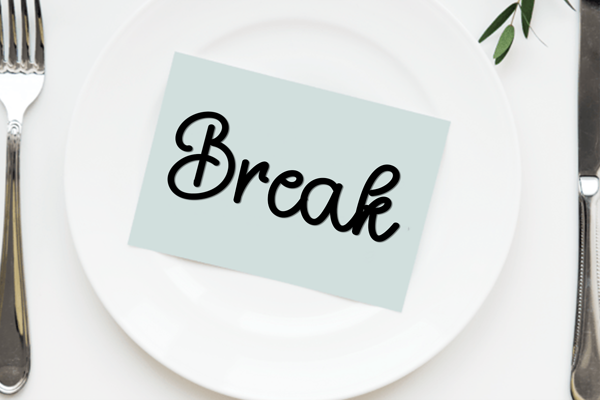 Character, a Handwritten Font by InermediaSTUDIO (Photo 4 of 7)