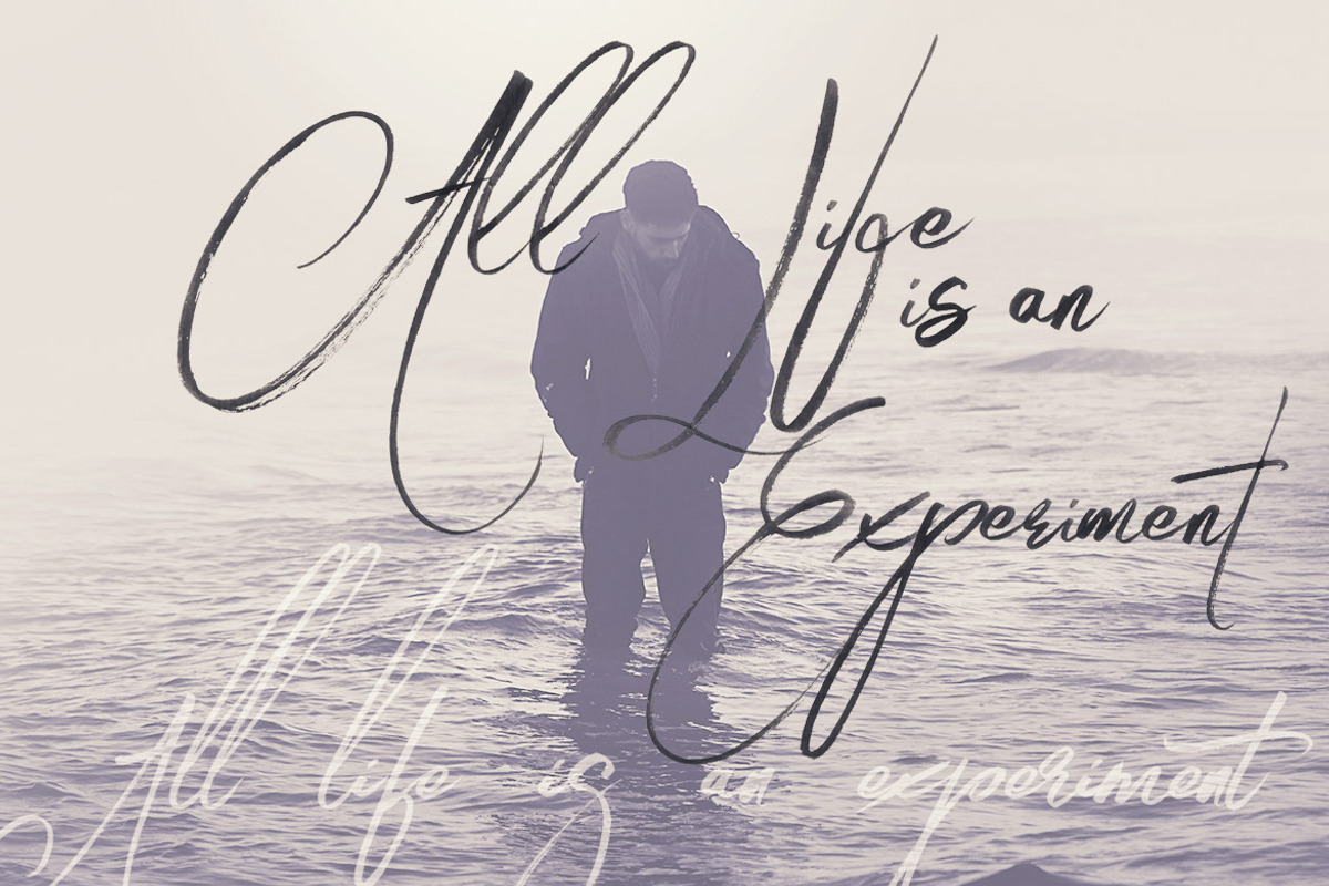 Angelic Brush & SVG Font preview 3