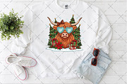 Cute Christmas Light Highland Cow, an Illustration by Craft Nest (Thumbnail 2 of 6)