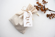 Annabella, a Script Font by Fashion Creative (Thumbnail 5 of 8)