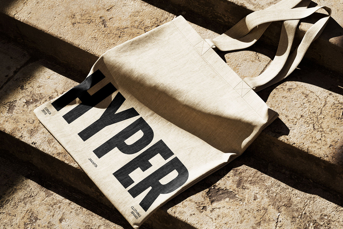 Readfine - Display Typeface, a Sans Serif Font by Glyphminds Studios (Photo 8 of 10)