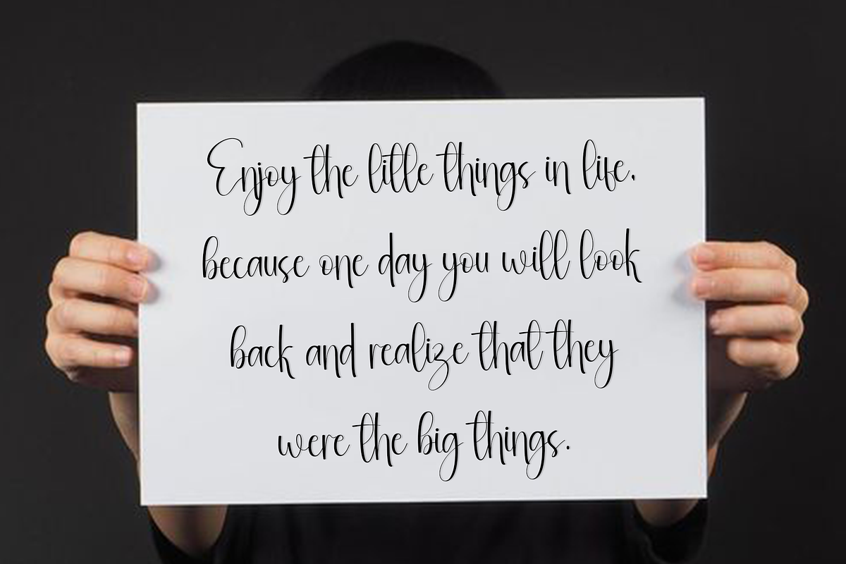 Cinematic, a Handwritten Font by FreshTypeINK (Photo 2 of 8)