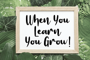 Grateisy | Script Handwritten Font, a Script Font by Forberas Club (Thumbnail 6 of 8)