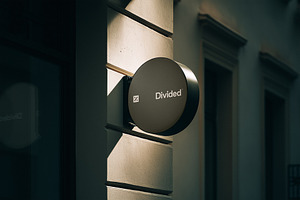 Sign Mockup DV-SB005